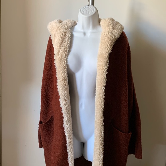 Zara Knit rusty red cardigan with faux fur hood - Picture 1 of 7